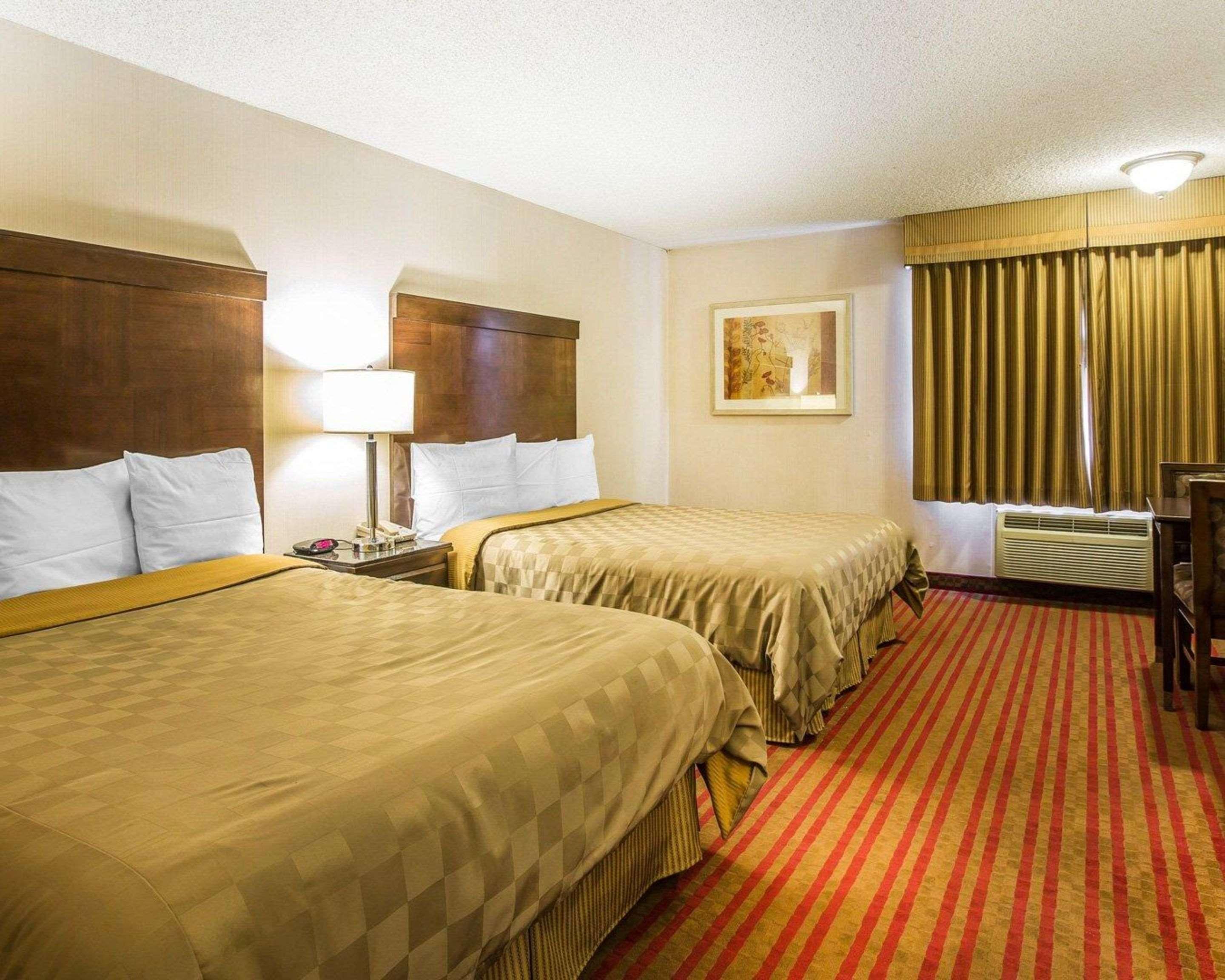 California Inn And Suites Bakersfield Zewnętrze zdjęcie