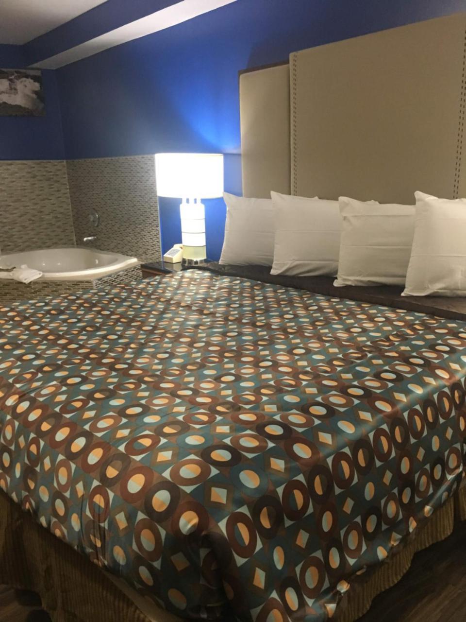 California Inn And Suites Bakersfield Zewnętrze zdjęcie
